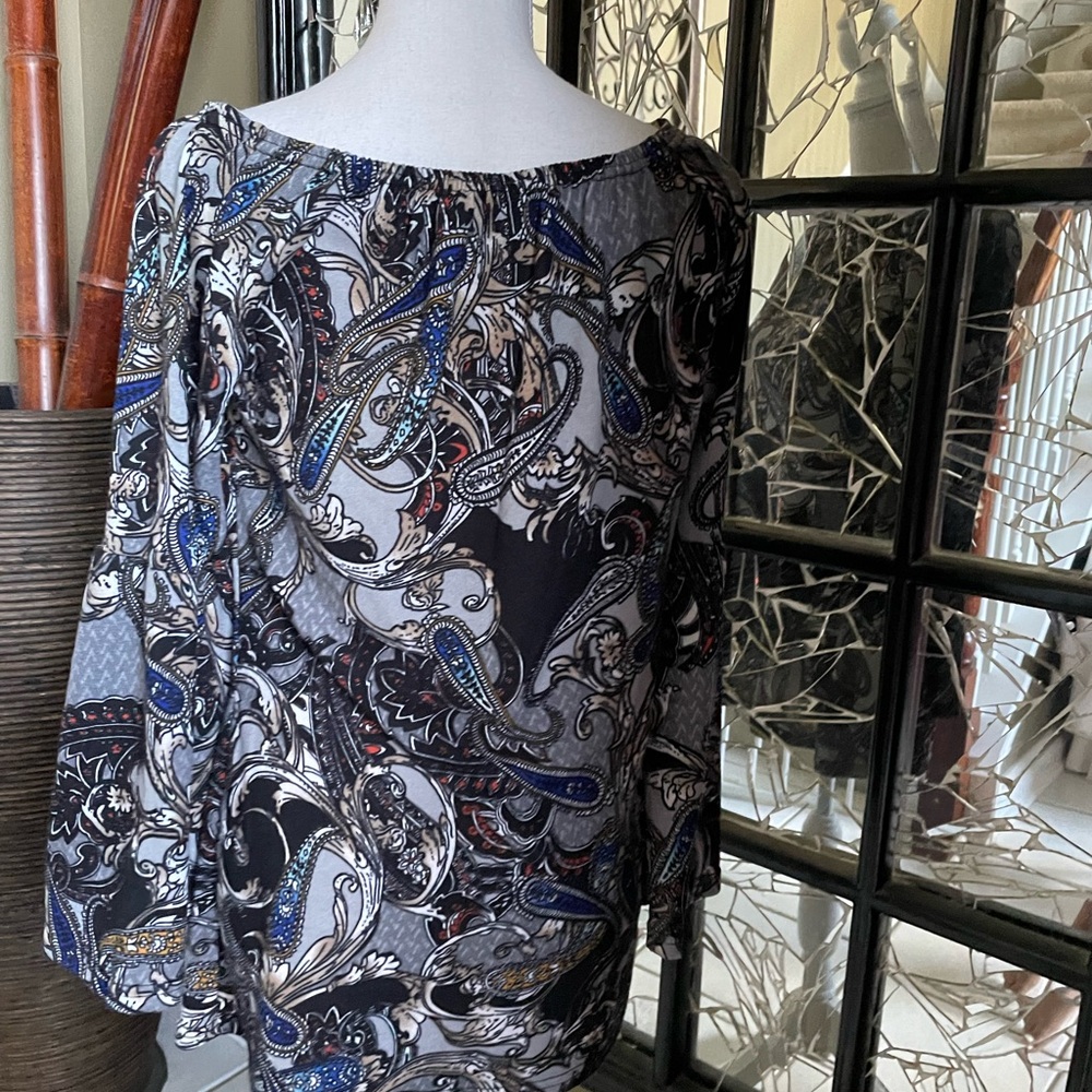 Women’s Top WinWin Bell Sleeve Tunic SM Polyester/Spandex 97/3